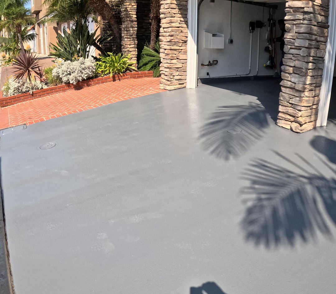 Epoxy Garage & Driveway